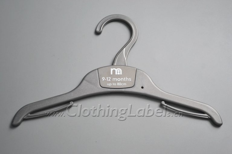 What are the different types of hangers? ClothingLabels.cn