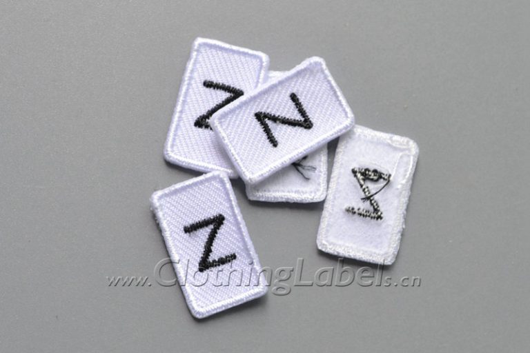Wholesale custom small embroidered patches for sale ClothingLabels.cn