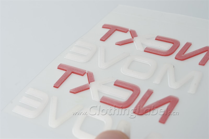 Custom 3D Logo Rubber Silicone Heat Transfer on Vinyl for Clothing Label -  China Clothing Heat Transfer, Iron on Labels