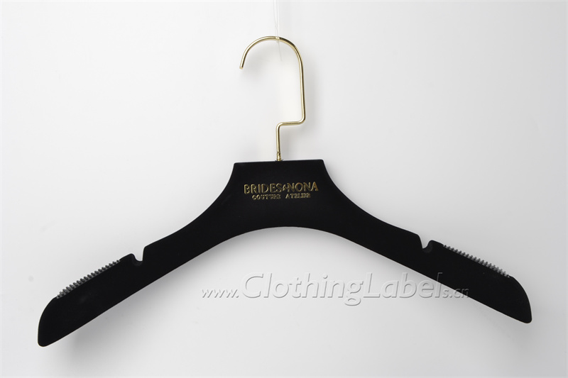 High Quality Velvet Coat Hangers with Golden Hook Manufacturer